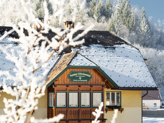 Pension Glitschnerhof mit Schnee bedeckt